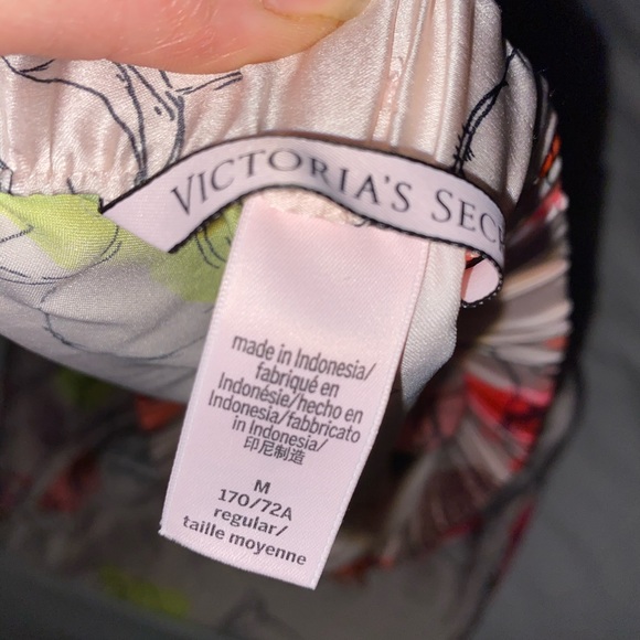 VS PJS - Picture 2 of 2